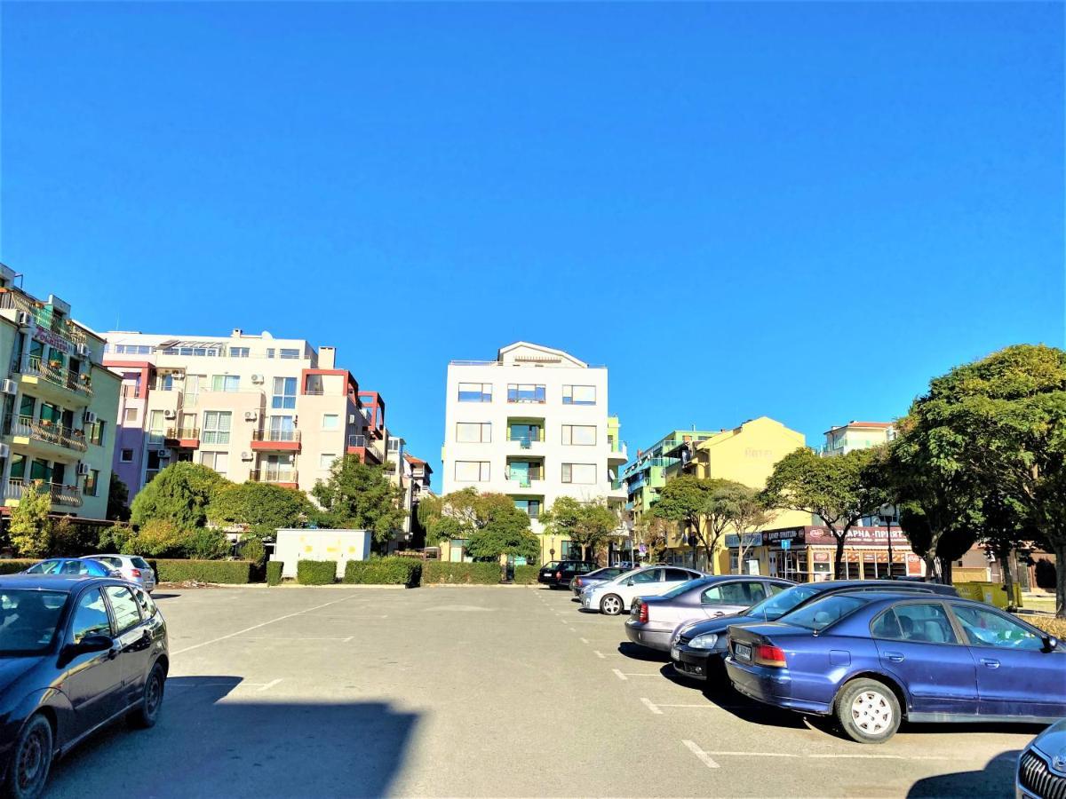Botabara 312 Self Catering Beach Apartment Pomorie Luaran gambar