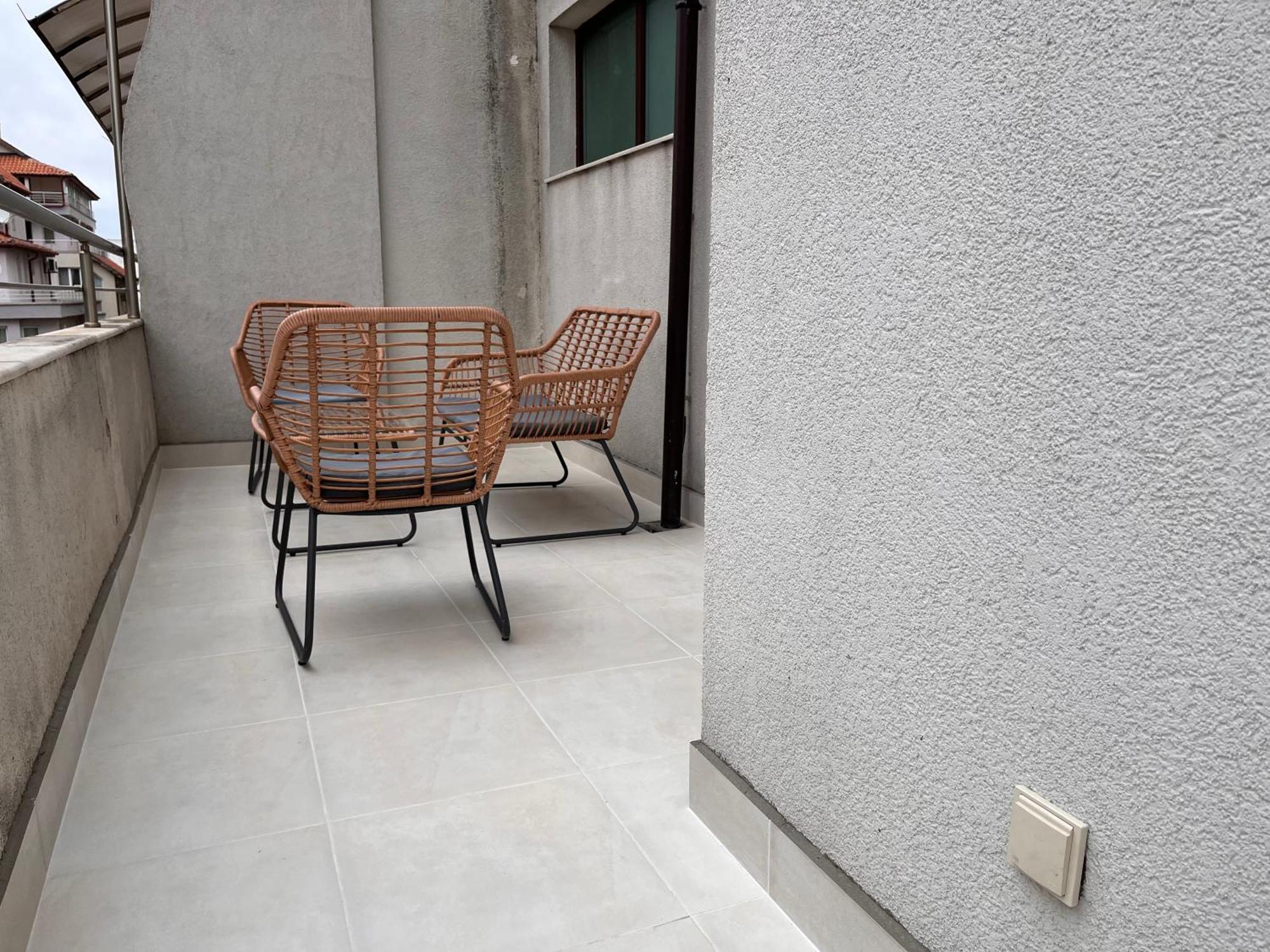 Botabara 312 Self Catering Beach Apartment Pomorie Luaran gambar