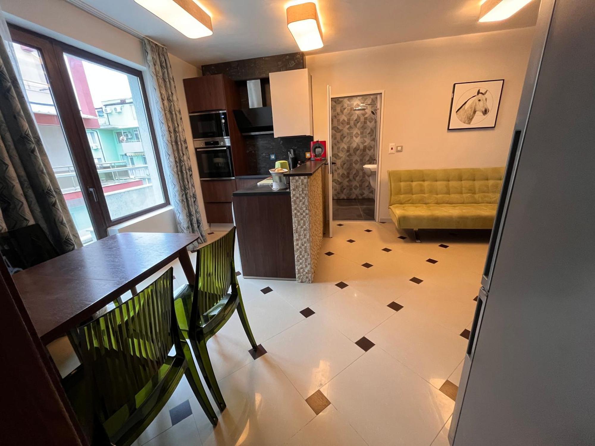 Botabara 312 Self Catering Beach Apartment Pomorie Luaran gambar